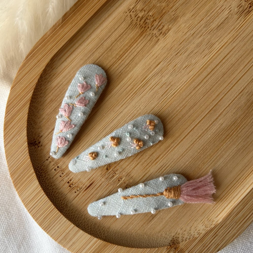 3 barrettes bébé brodées à la main, lin et feutrine, accessoires cheveux enfant, idée cadeau naissance