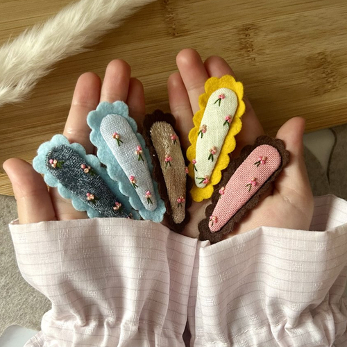 Barrettes bébé brodées à la main, lin et feutrine,3 accessoires cheveux enfant, idée cadeau naissance