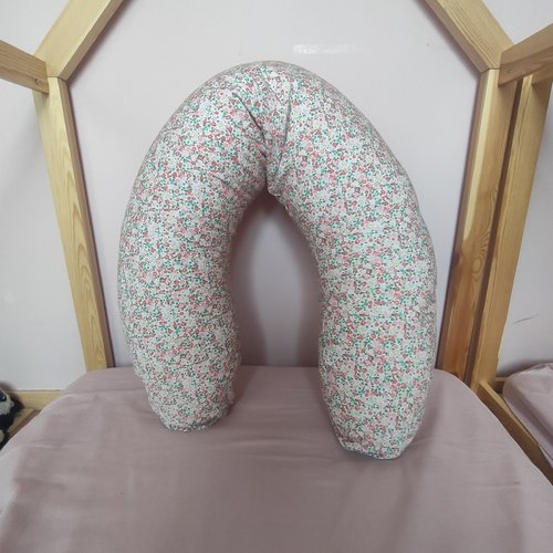 Coussin d'allaitement déhoussable fait main