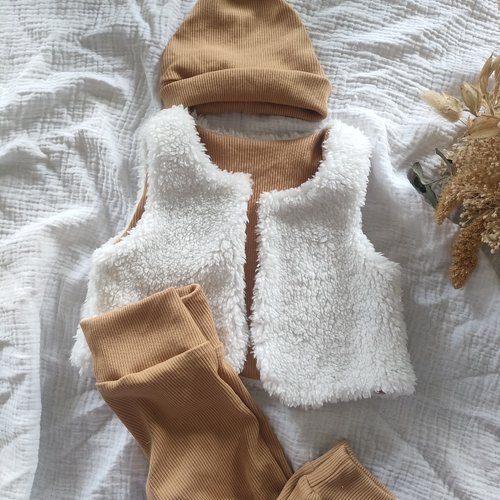 Ensemble pour bébé fait main
