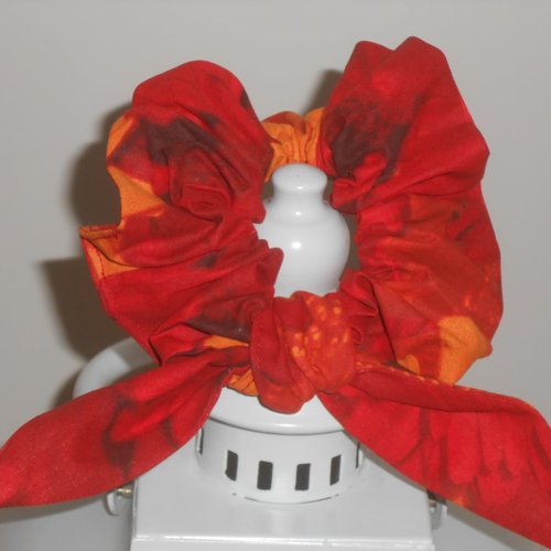 Chouchou foulard foulchie scrunchies court en tissu rouge et orange