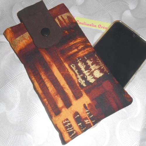 Pochette housse smartphone rangement téléphone portable tissu dans les tons brun / marron / noir / ocre / doré