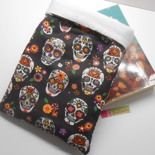 Pochette livre de poche housse épaisse de rangement et de protection en tissu noir imprimé calaveras têtes de mort mexicaines
