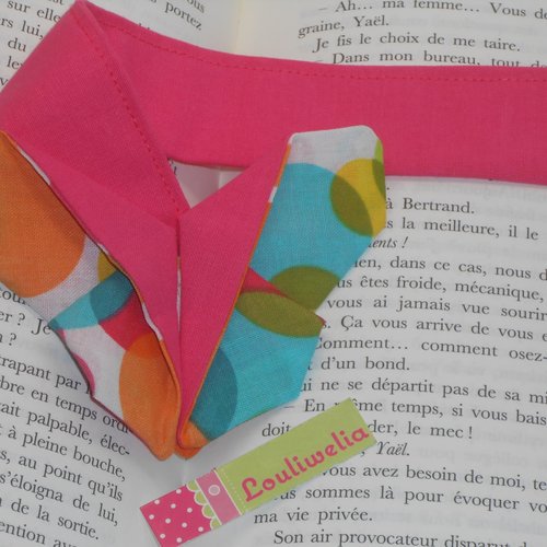 Marque pages livre forme papillon en origami en tissu blanc imprimé pois colorés