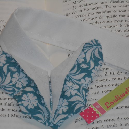 Marque pages livre forme papillon en origami en tissu bleu/vert canard imprimé fleurs