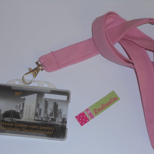 Tour de cou porte badge / clés cordon infirmière aide-soignante employé grande distribution ouvrier en tissu rose uni
