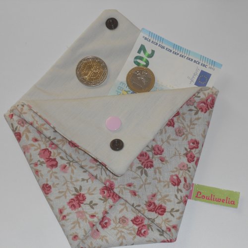Pochette multiusage / trousse de rangement originale et toute mignonne ou emballage cadeau tissu écru imprimé petites fleurs roses