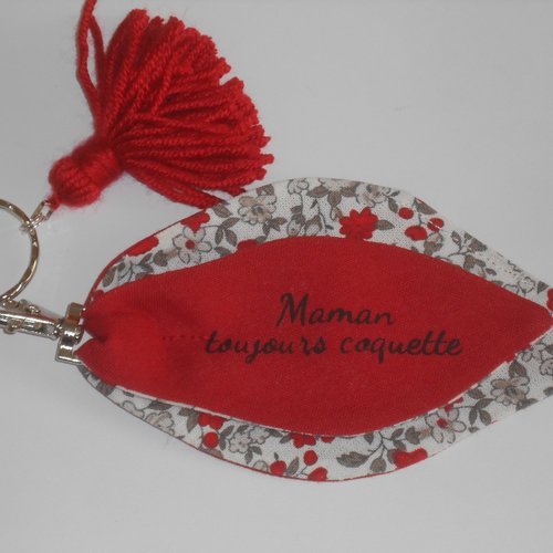 Maman personnalisée porte-clés / bijou de sac "pétales" original en tissus et pompon "maman toujours coquette"