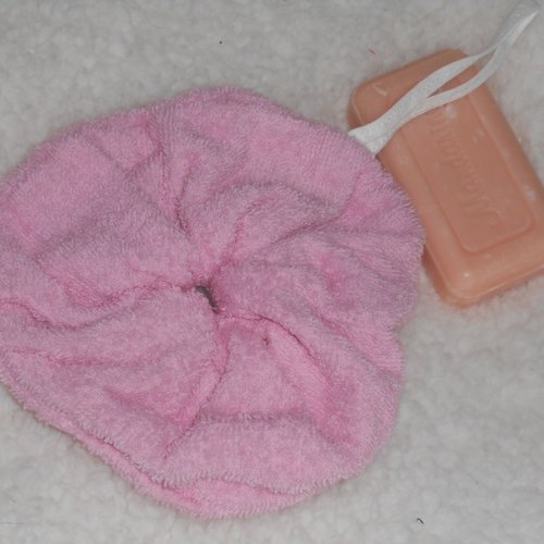 Bio fleur de douche / bain pour la toilette en éponge rose douce et agréable