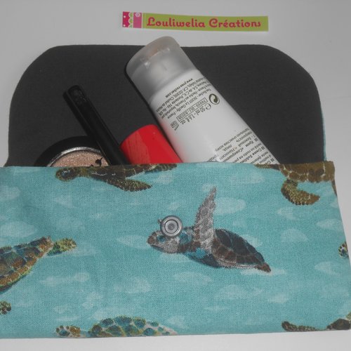 Pochette nomade rangement trousse plate housse étui lavable réutilisable maquillage protège slip vert gris tortues