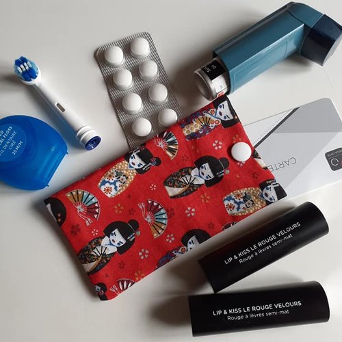 Etui multi usage pochette médicaments aérosol pilule brossette fil dentaire brossette rouge à lèvre carte transport ilona