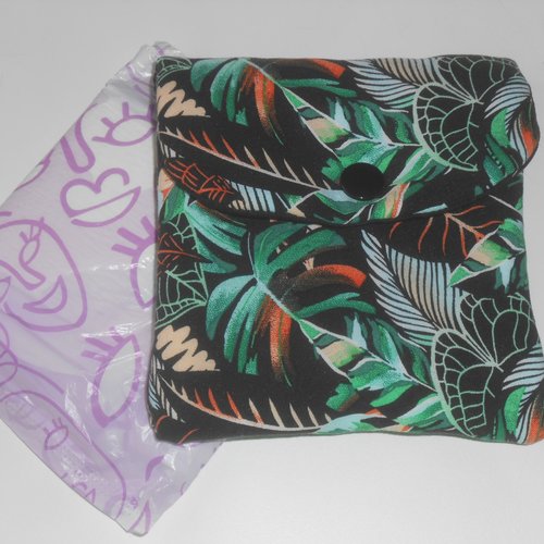 Pochette serviettes hygiéniques rangement housse trousse étui en tissu noir plantes rosy