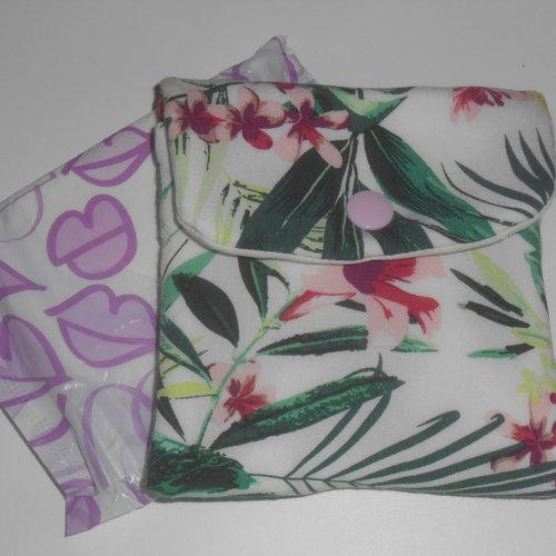 Pochette serviettes hygiéniques rangement housse trousse étui en tissu écru fleurs rosy