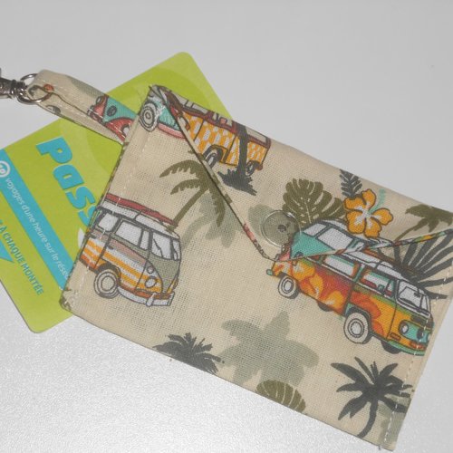 Carte bus etui / pochette pour titre transport carte bleue sur porte clés mousqueton en tissu beige van hippie marie