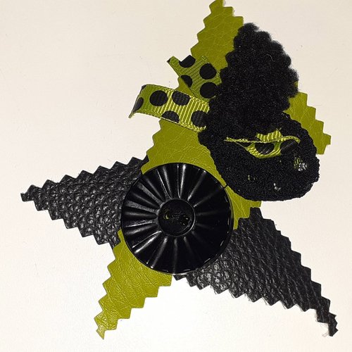 Grosse broche design noire et verte modèle unique très original laura