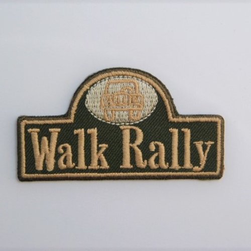 Ecusson thermocollant walk rally coloris kaki / beige