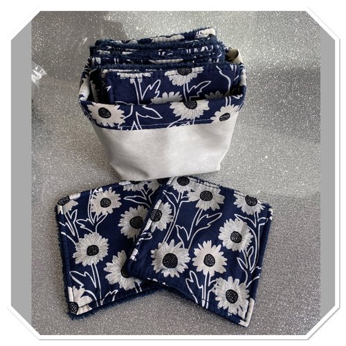 Lingettes démaquillantes, lingettes lavables et son panier assorti