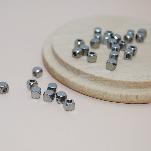Lot de 5 perles carrées en acier inoxydable argent 4mm pour création de bijoux, lot perles acier