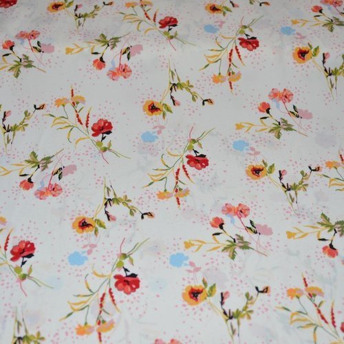 Tissu polyester, blanc cassé motif floral, coupe par 50 centimètres - tissu collection  printemps- eté 2020