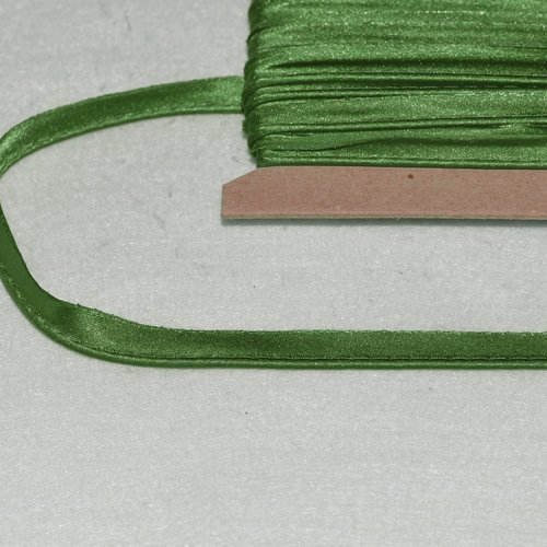 Passepoil satin - 11 mm -  vert amande, au mètre