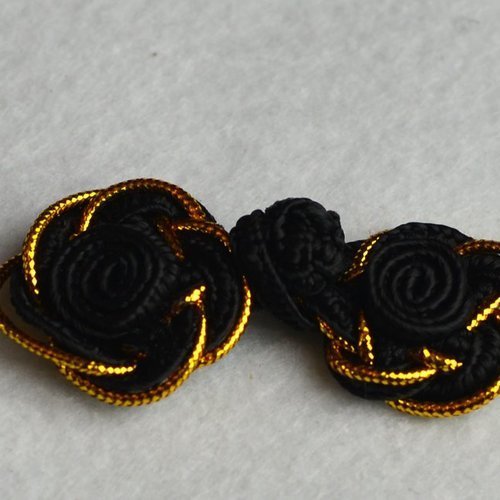 Brandebourg noir et or, motif fleur, attache bouton