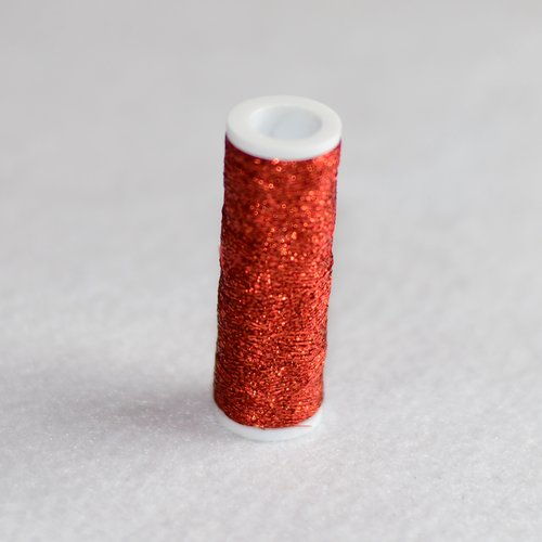 Bobine fil metallique à coudre rouge, bobine de 60 mètres