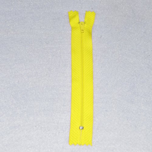 14 cms - jaune - fermeture eclair non séparable