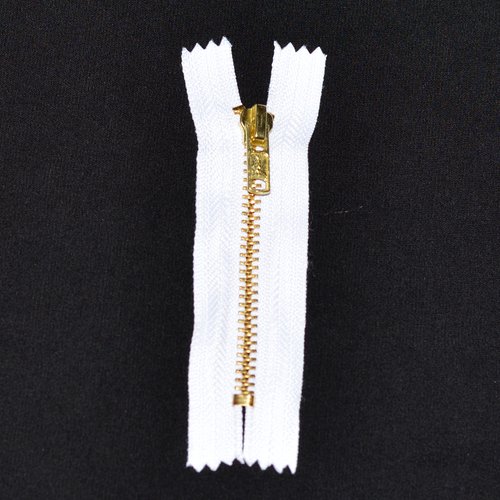 8 cms - blanc - fermeture eclair non séparable maille métal doré - pour jeans et pantalons