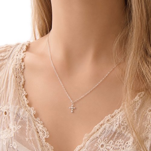 Collier croix perlée en argent 925 - bijou religieux