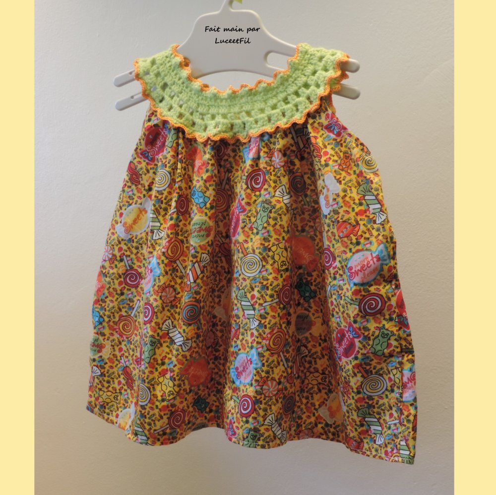 Robe Bebe Bonbons A Encolure Ronde Taille 6 9 Mois Un Grand Marche