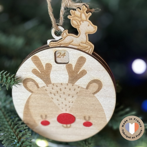 Compte à rebours boule de noël en bois gravé - petit renne