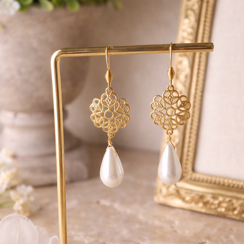 Boucles d’oreilles mariage estampe dorée à l’or fin & crochet acier inoxydable – gouttes swarovski élégance bohème chic i gota