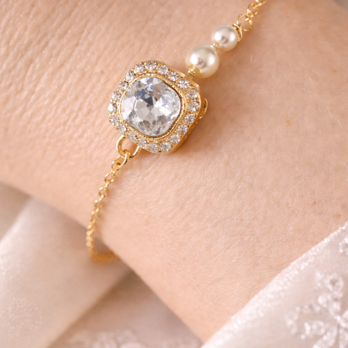 Bracelet de mariée doré avec cristal et perles nacrées élégantes – golden square