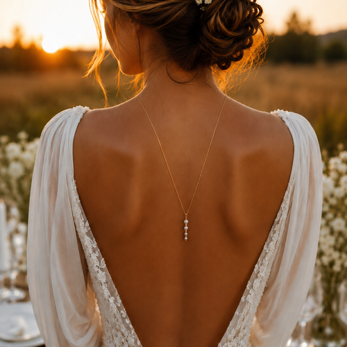Collier de dos mariée sauvage – perle fine dorée