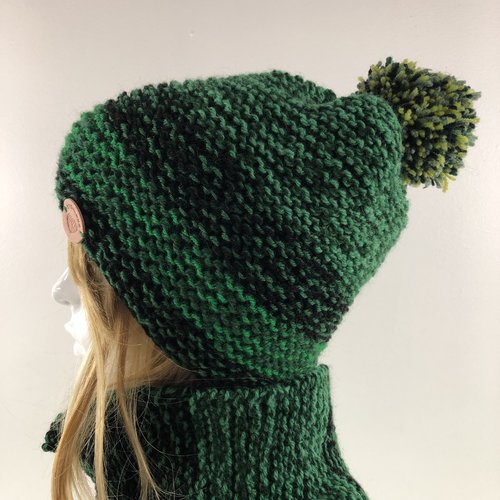 Ensemble bonnet et snood écharpe enfant tricoté à la main vert