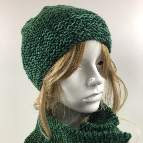 Ensemble bonnet /snood laine tricoté main réf 3052