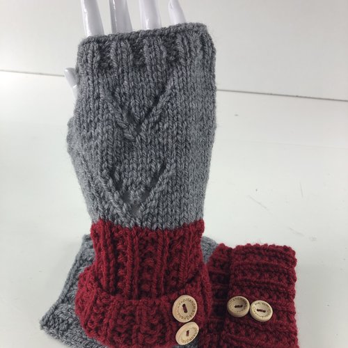Mitaines avec pouce laine tricoté main  réf 5692  modèle unique
