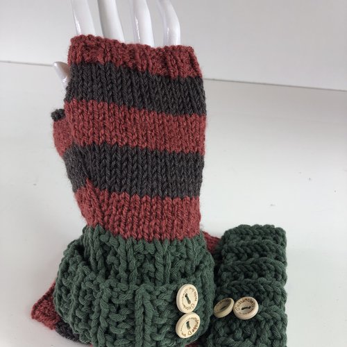 Mitaines avec pouce laine tricoté main  réf 5516  modèle unique