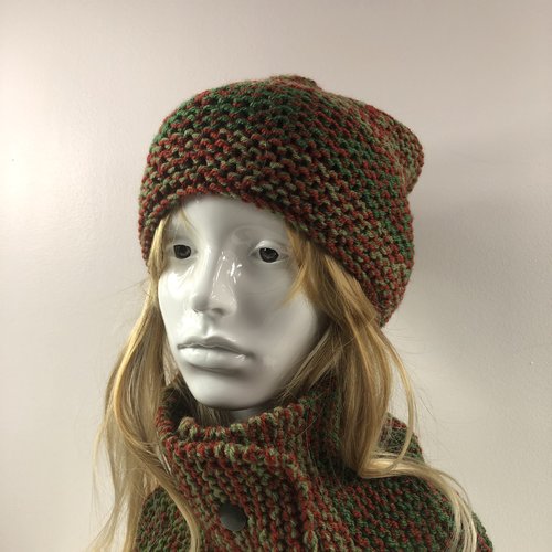 Ensemble bonnet /snood laine tricoté main réf 3167