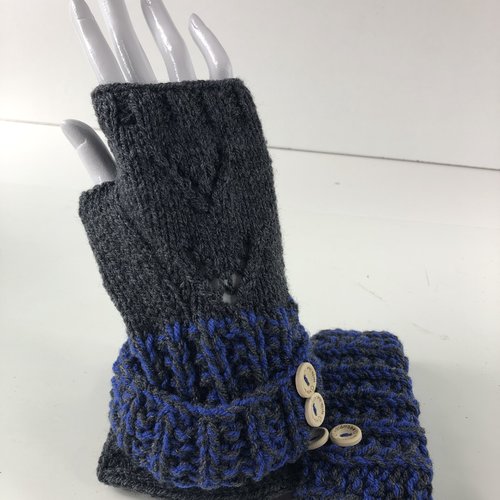 Mitaines avec pouce laine tricoté main  réf 5656  modèle unique