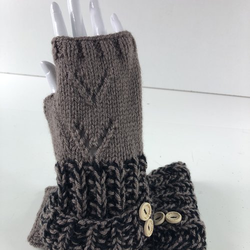 Mitaines avec pouce laine tricoté main  réf 5724  modèle unique