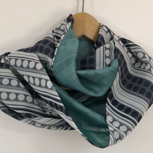 Echarpe tubulaire /snood tissus réversible réf 1251