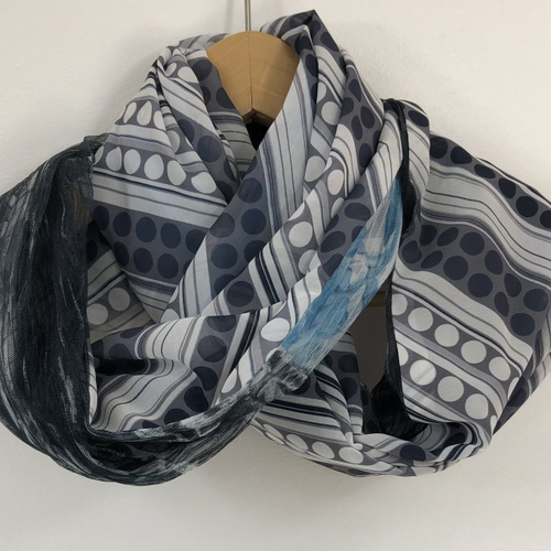 Echarpe tubulaire /snood tissus réversible réf 1275
