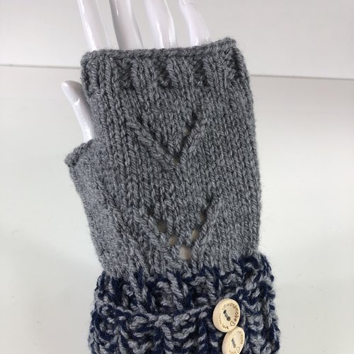 Mitaines avec pouce laine tricoté main réf 5449 modèle unique