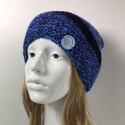 Bonnet laine tricoté main réf 7925  modèle unique