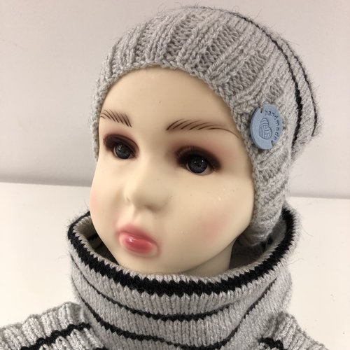Ensemble bonnet snood mitaines enfant 6/8 ans réf 6/8ans tricoté main