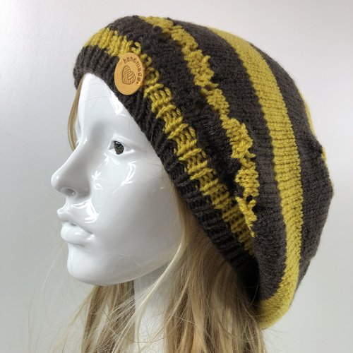 Béret laine tricoté main réf 7574