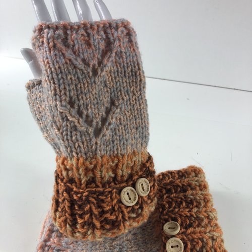 Mitaines avec pouce laine tricoté main réf 5783  modèle unique