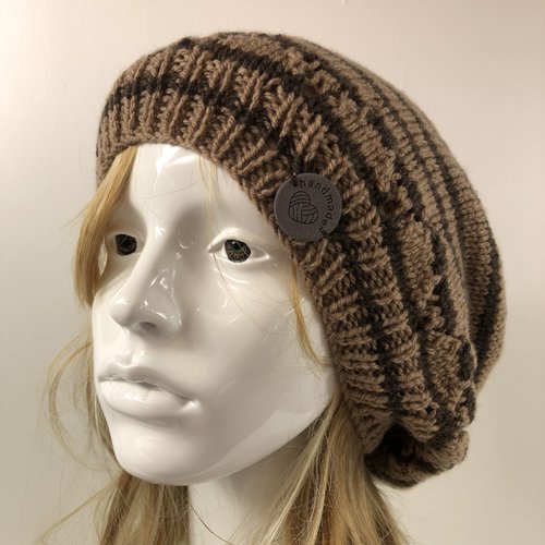 Béret laine tricoté main réf 7554 modèle unique