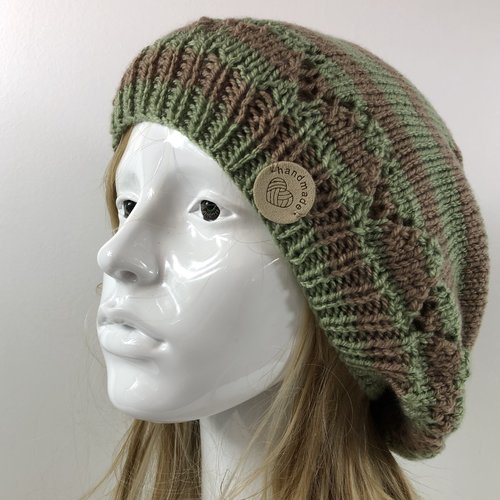 Béret laine tricoté main réf 7504 modèle unique